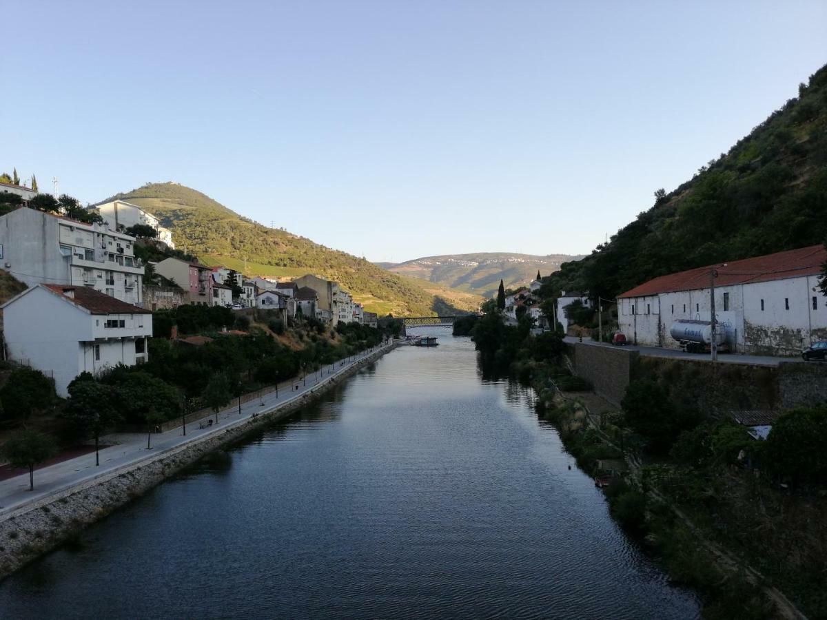 Hostel Douro Backpackers Pinhão Exterior foto